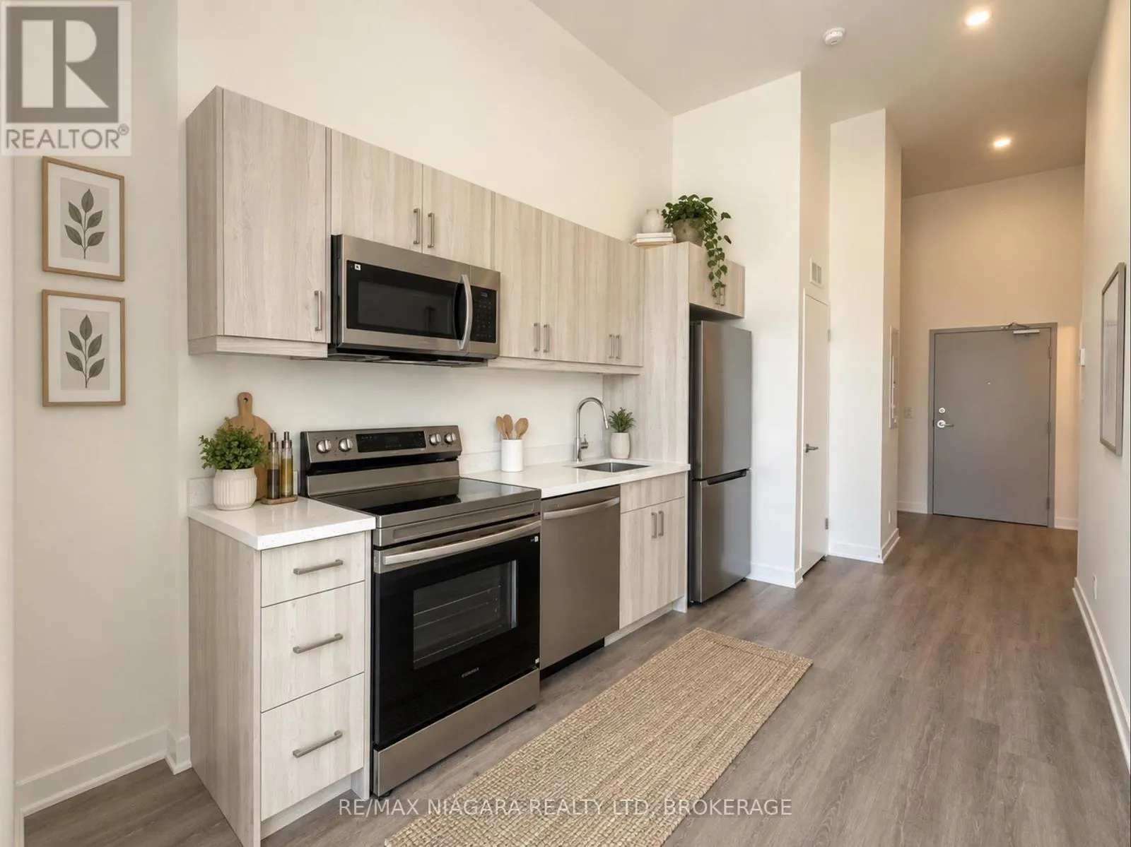 129 - 350 PRINCE CHARLES DRIVE S #129