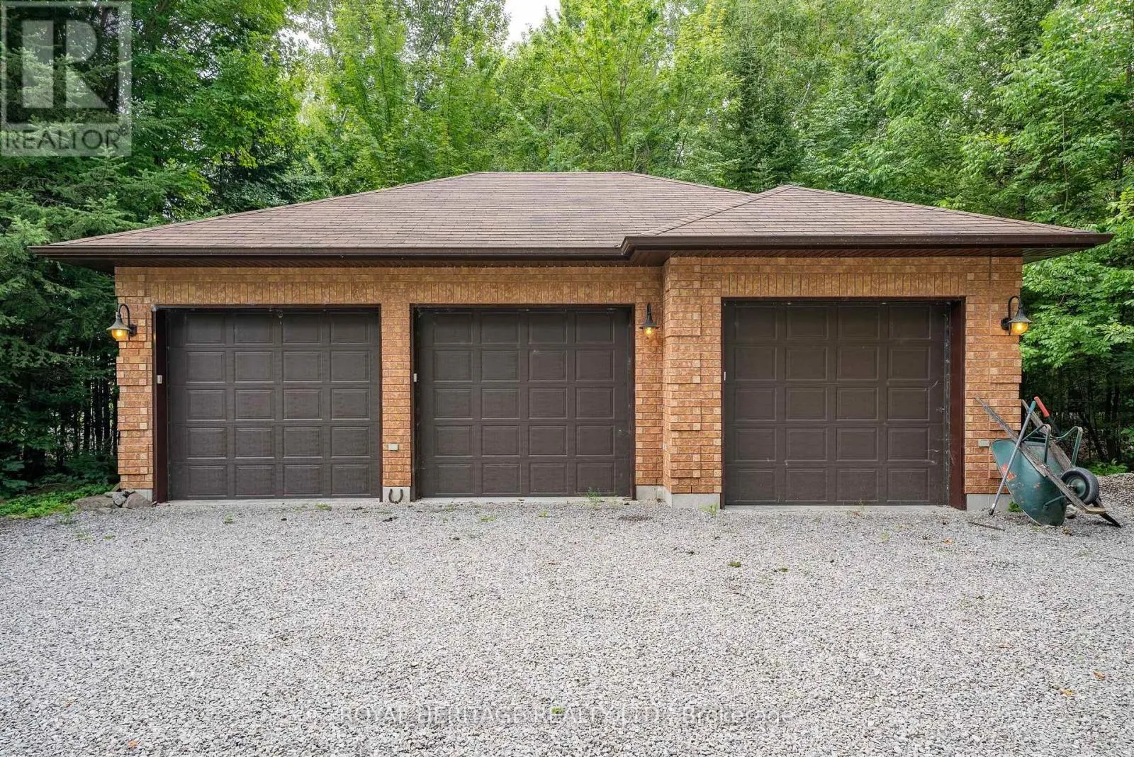 120 MCGREGOR DRIVE