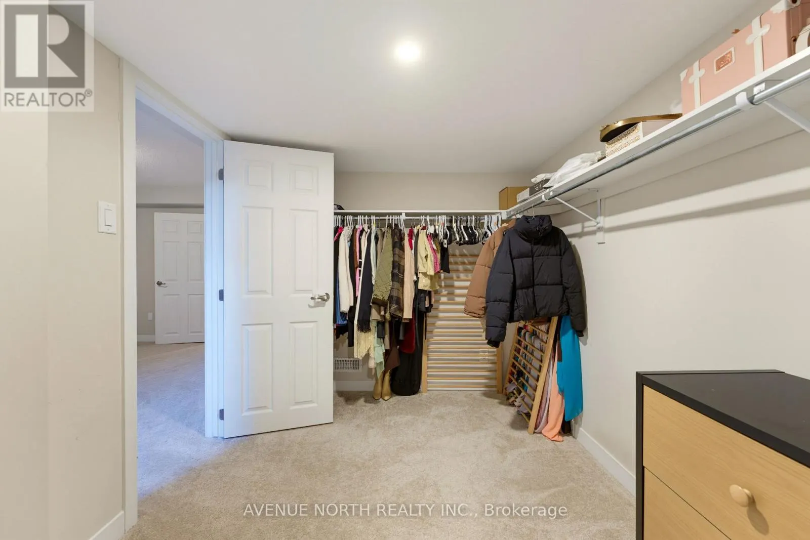 606 PARNIAN PRIVATE