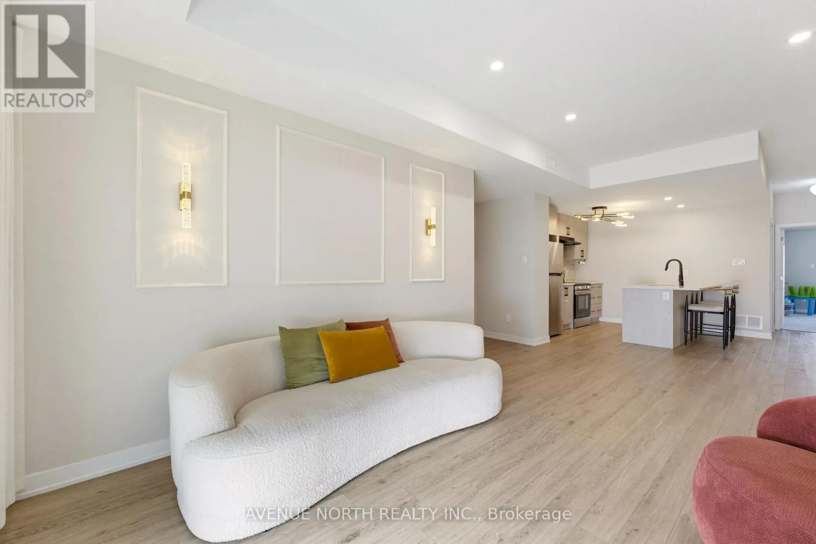 606 PARNIAN PRIVATE
