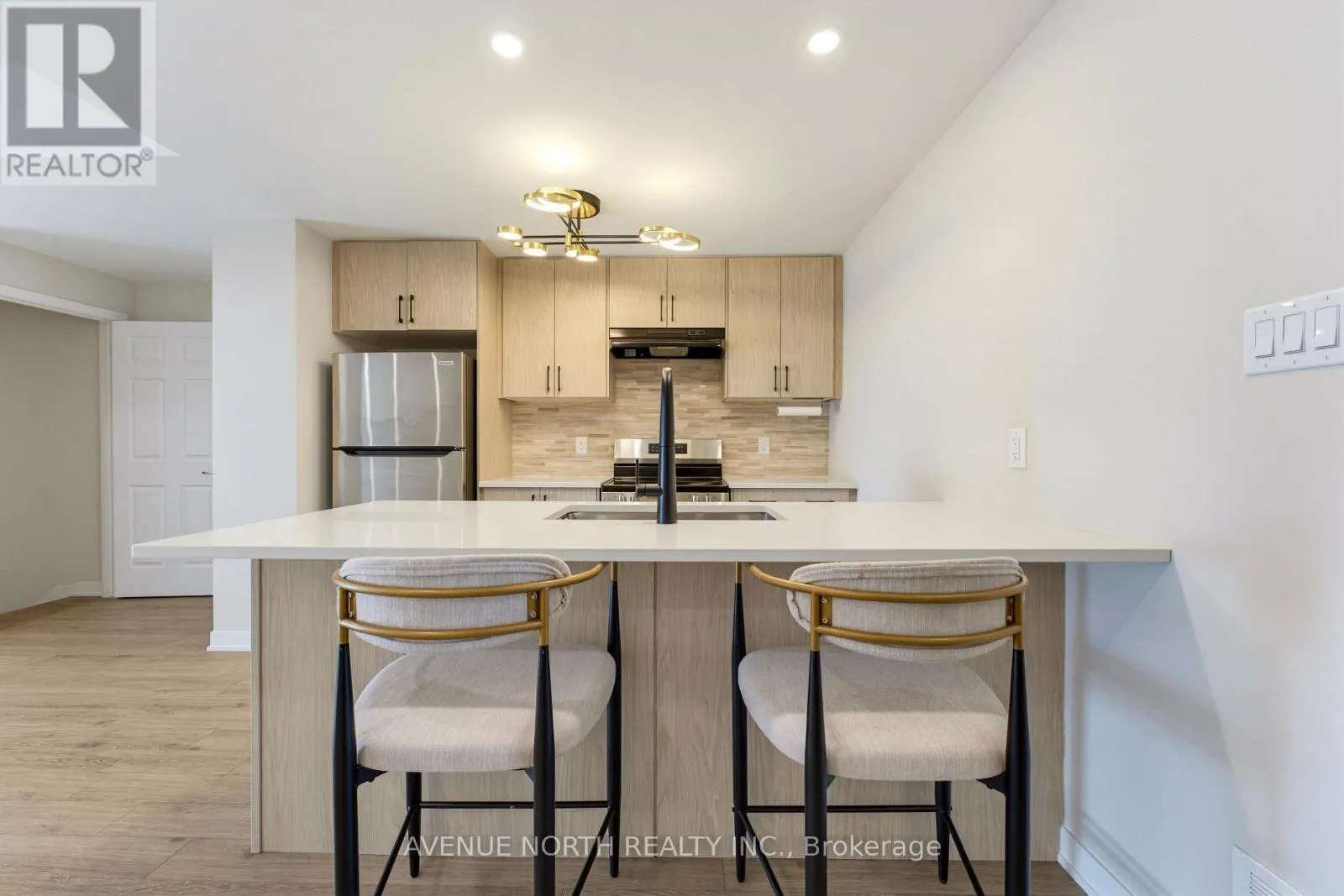 606 PARNIAN PRIVATE