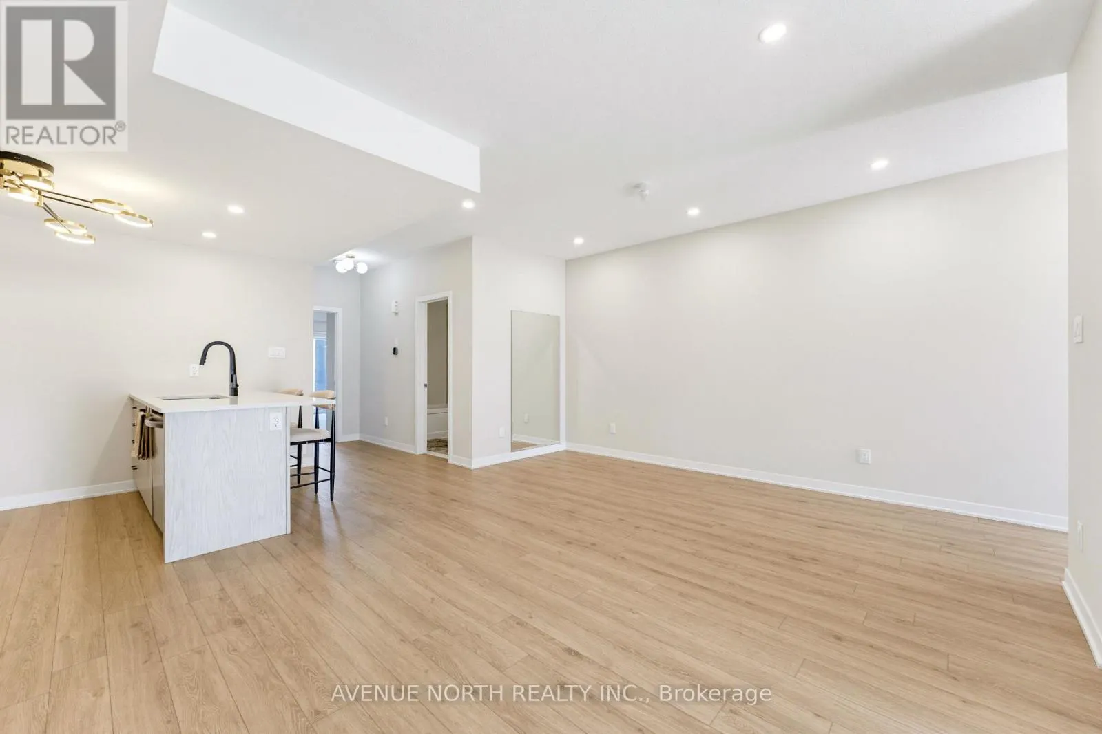606 PARNIAN PRIVATE
