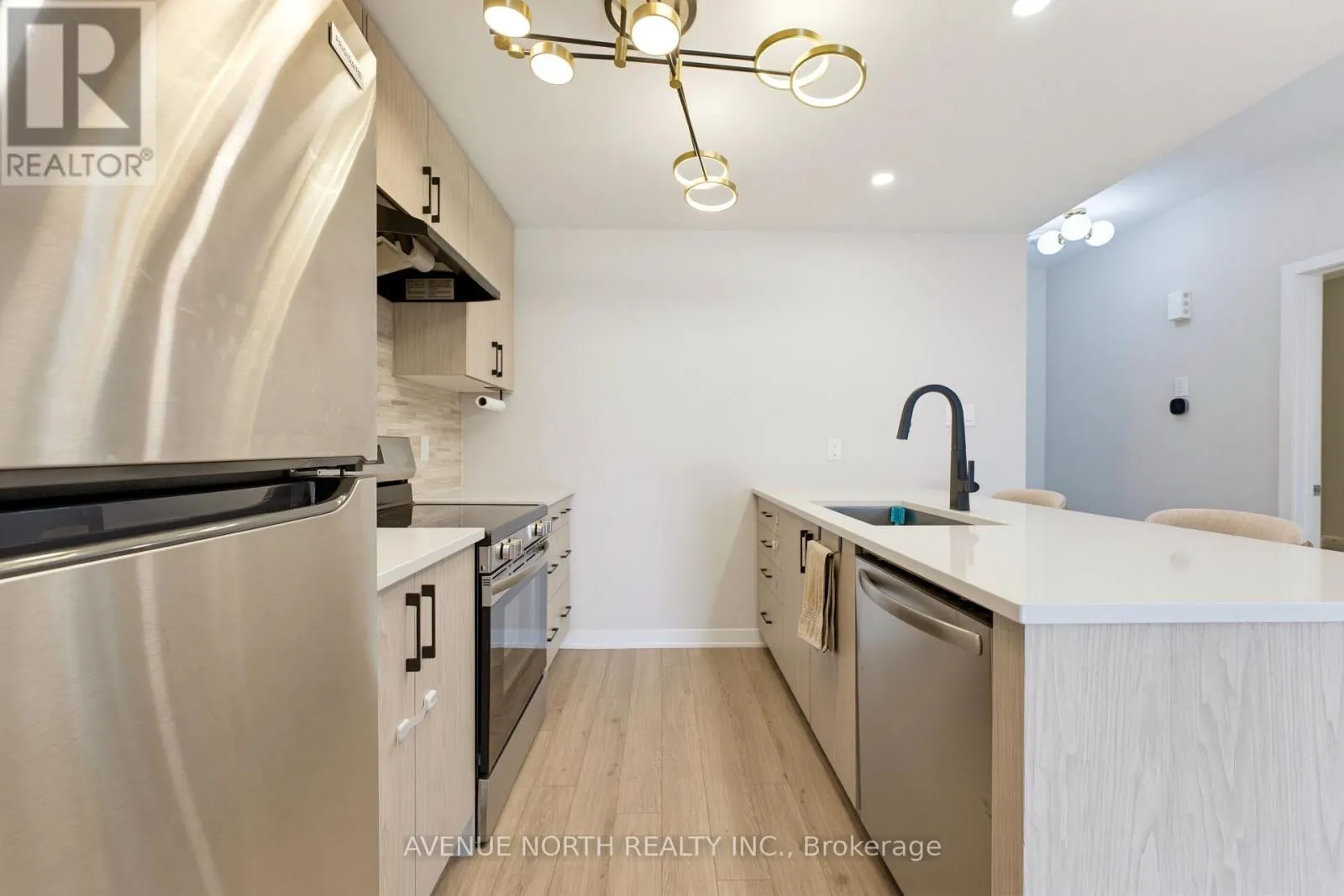 606 PARNIAN PRIVATE