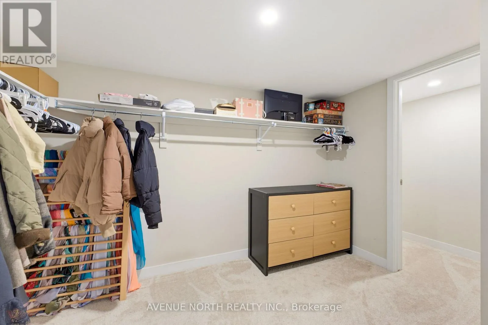 606 PARNIAN PRIVATE