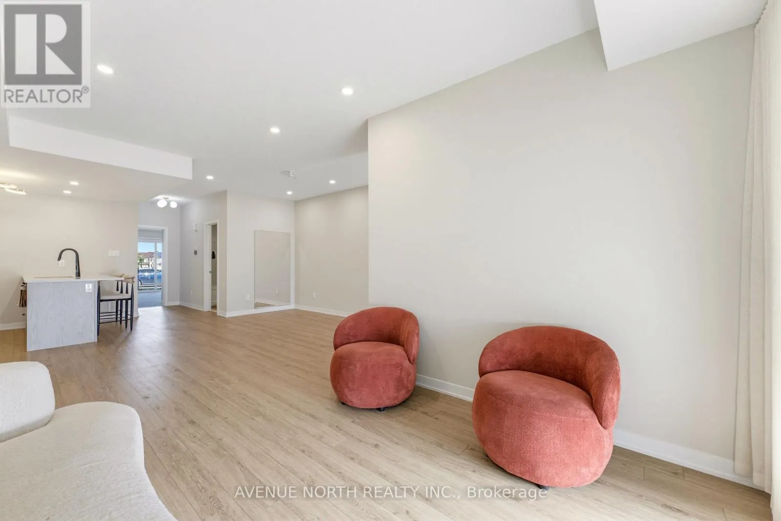 606 PARNIAN PRIVATE