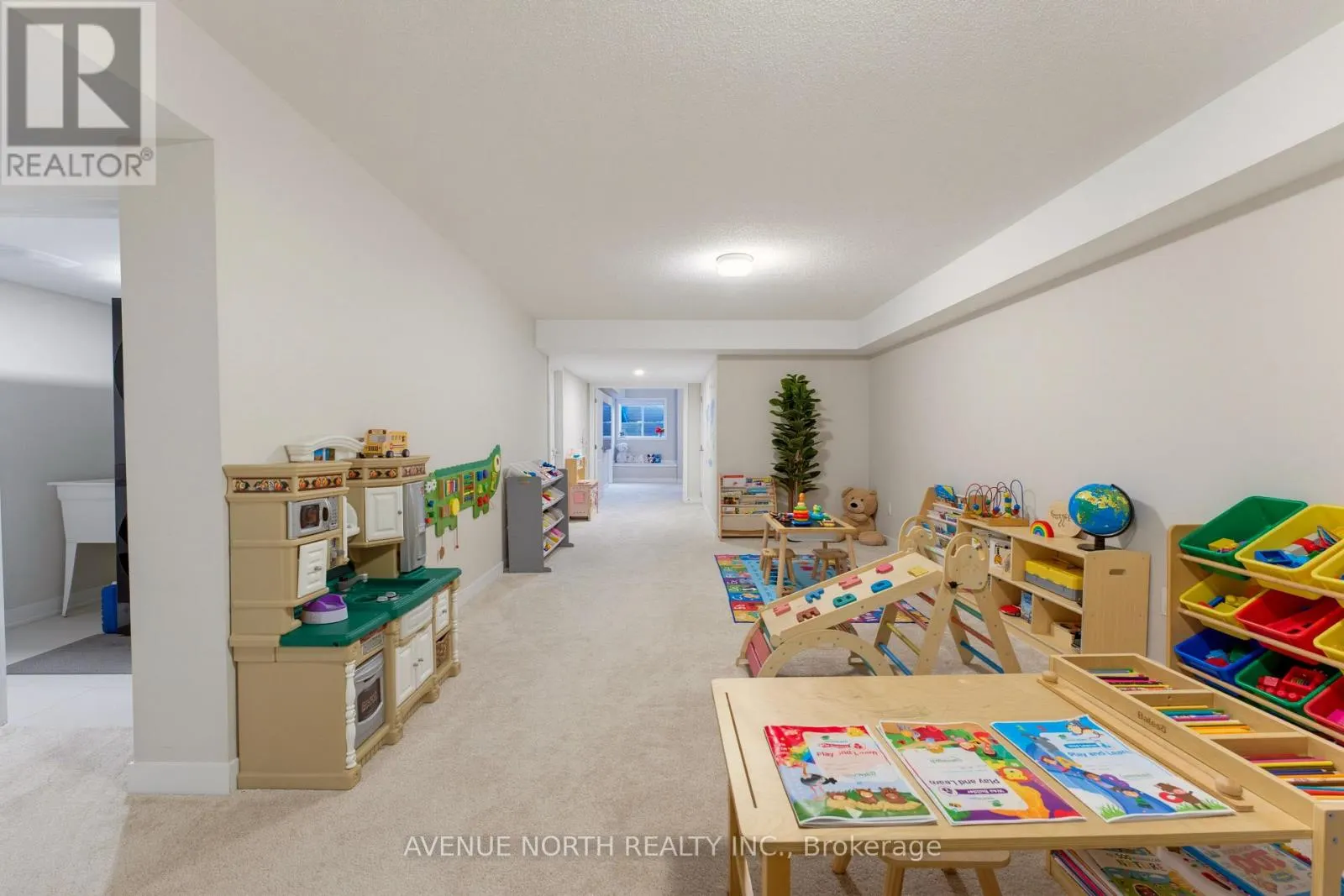 606 PARNIAN PRIVATE