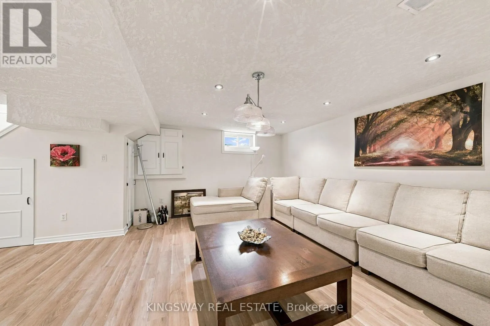8096 WELLINGTON ROAD 18 ROAD N