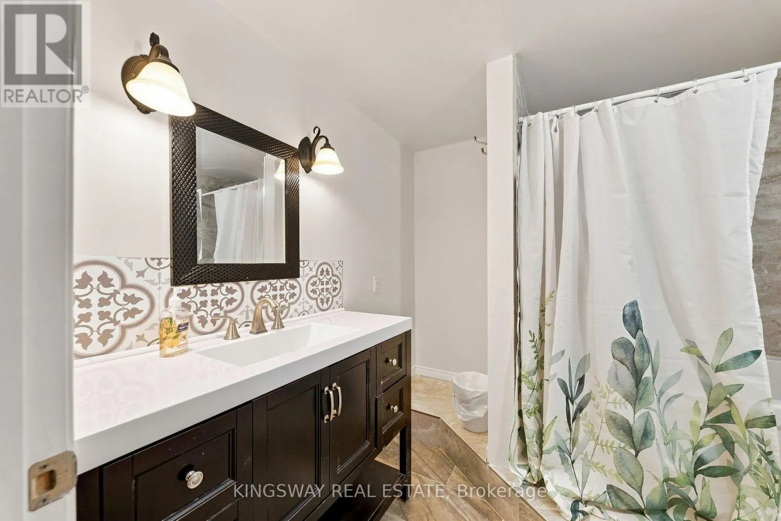 8096 WELLINGTON ROAD 18 ROAD N