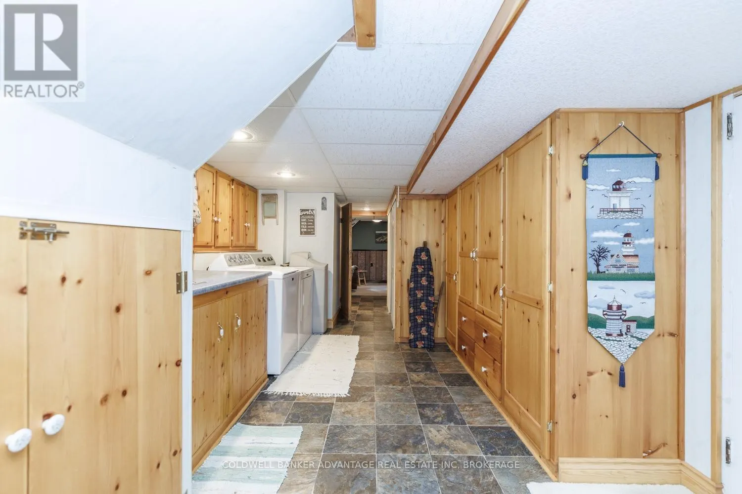 466 SUGARLOAF STREET