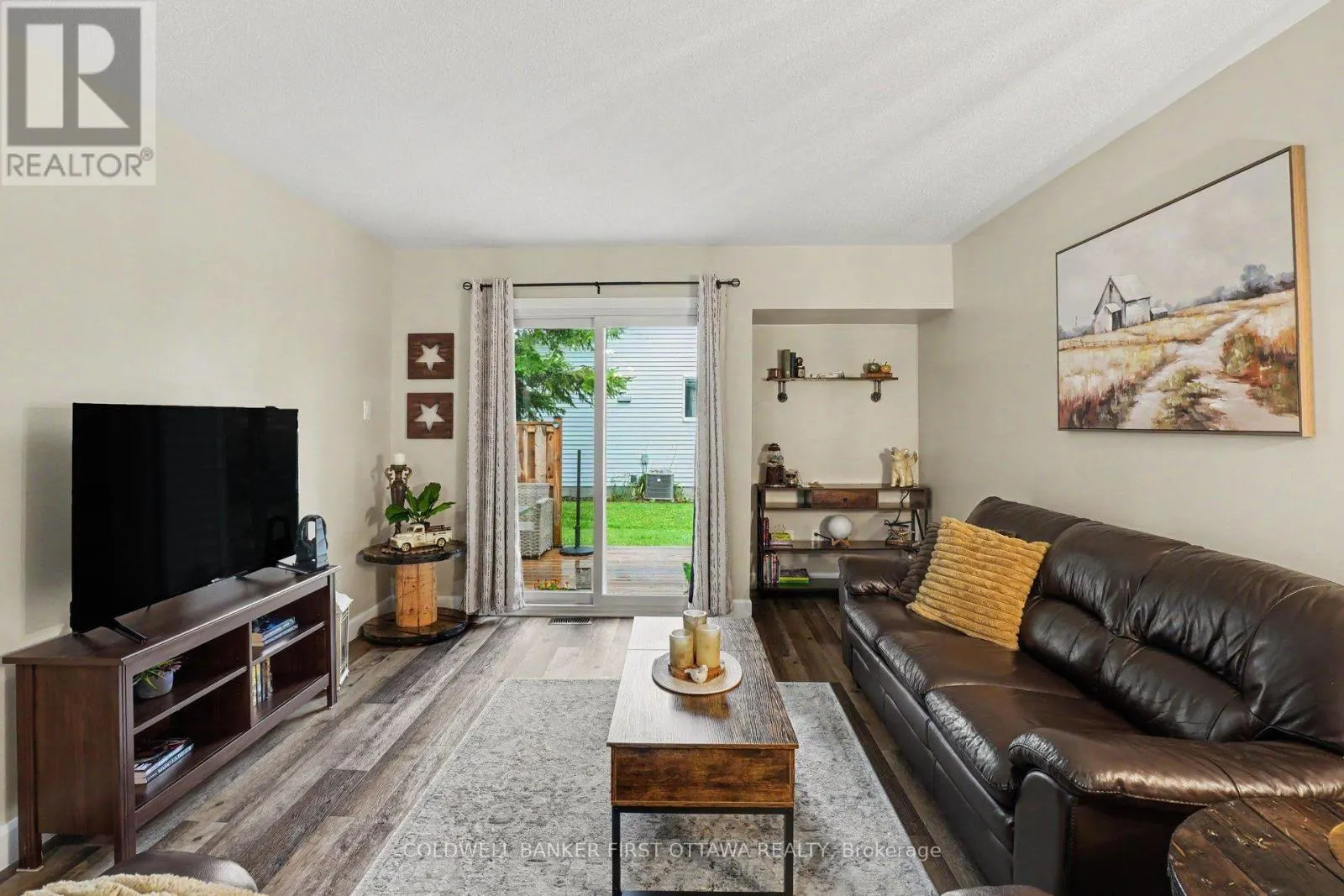 6 BATHURST ROAD
