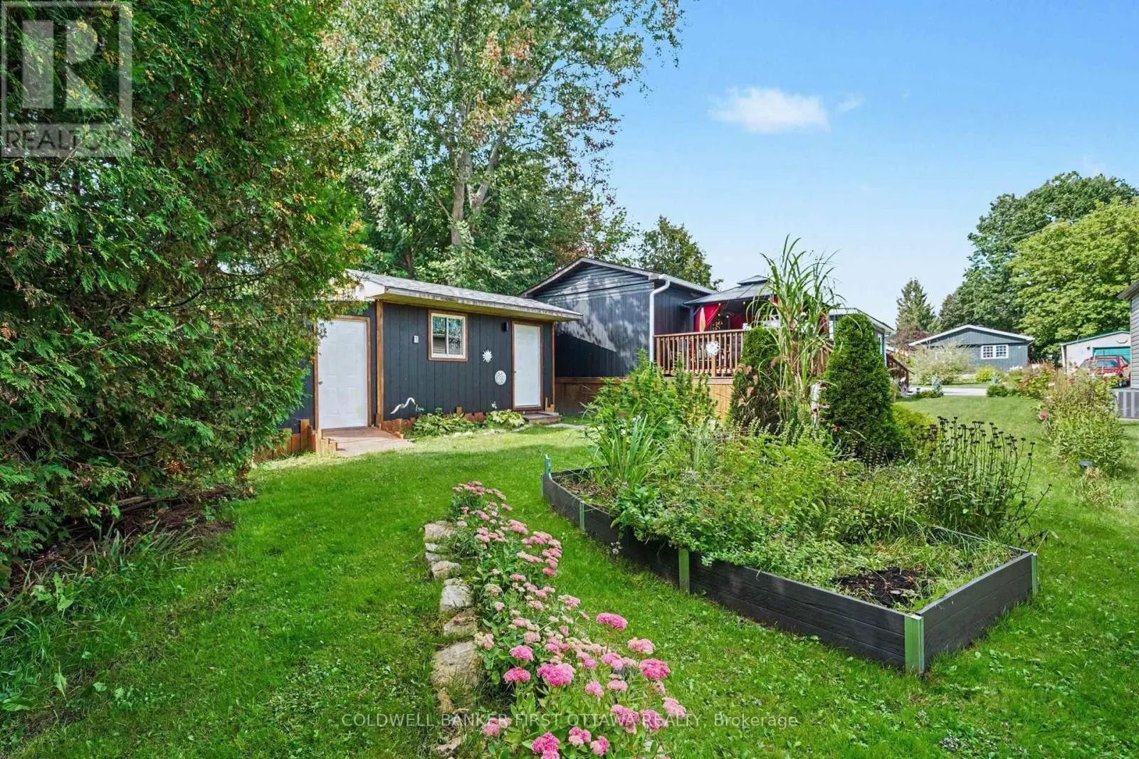 9 SADDLE AVENUE