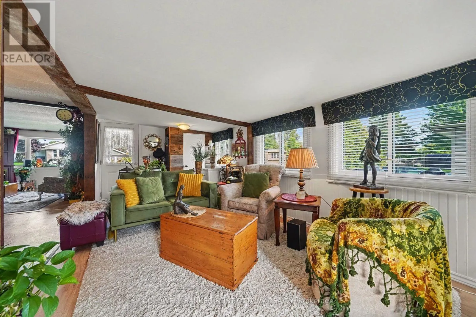 9 SADDLE AVENUE