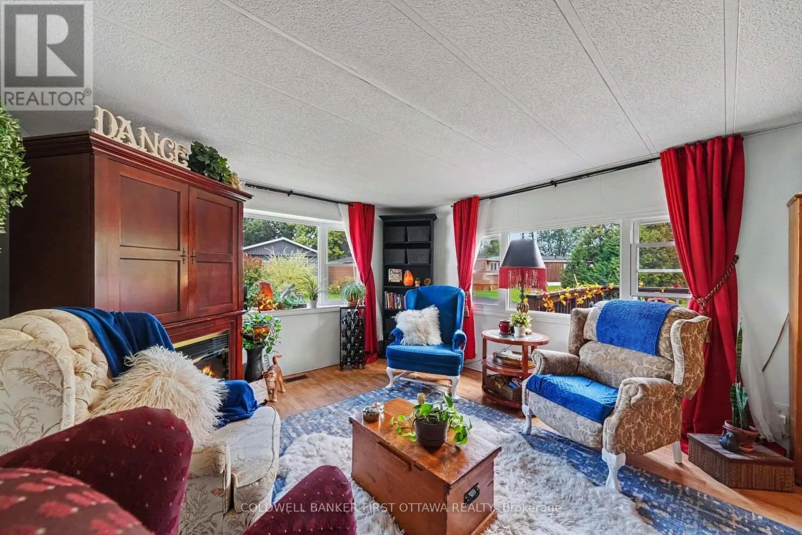 9 SADDLE AVENUE