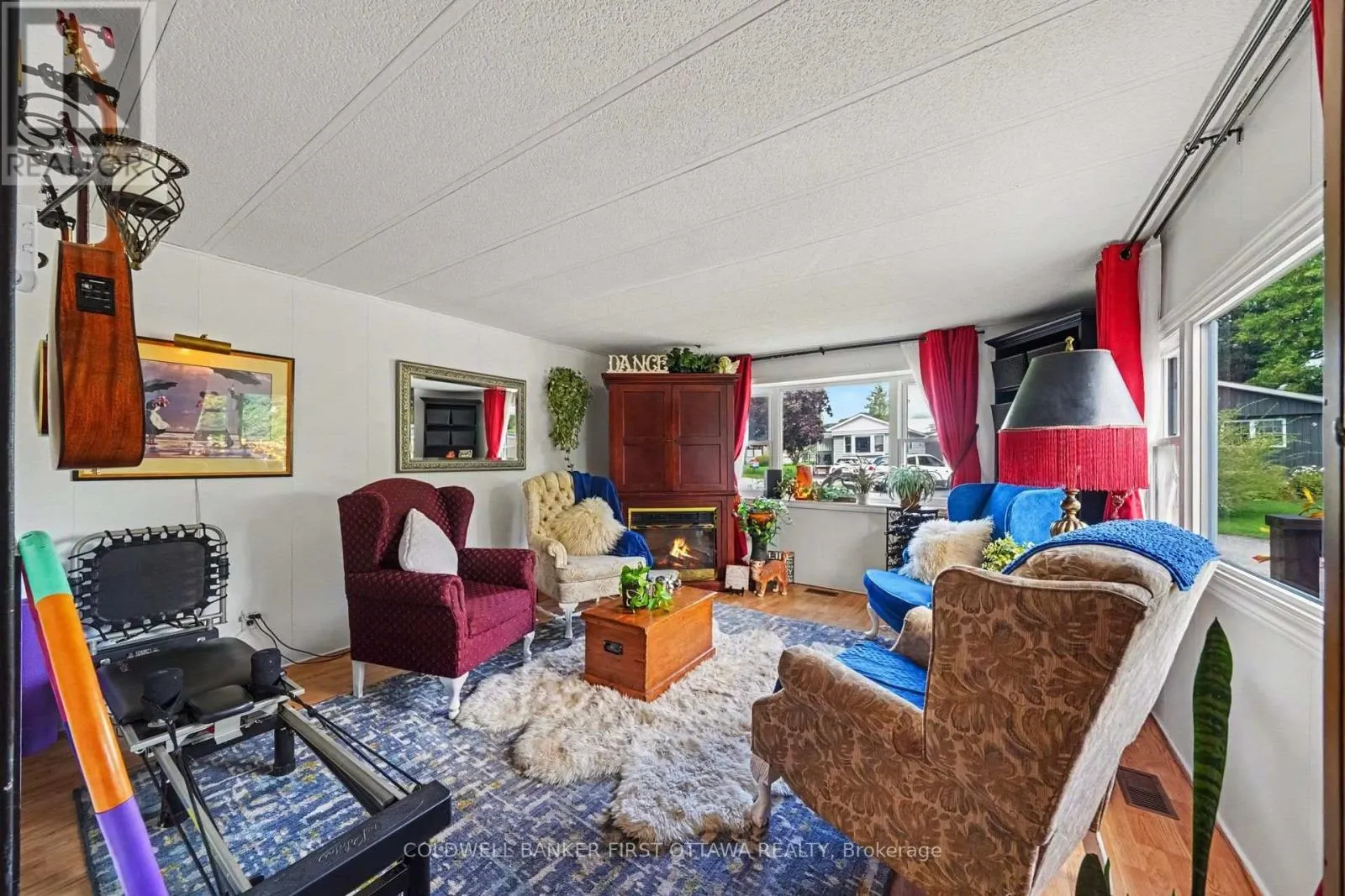 9 SADDLE AVENUE