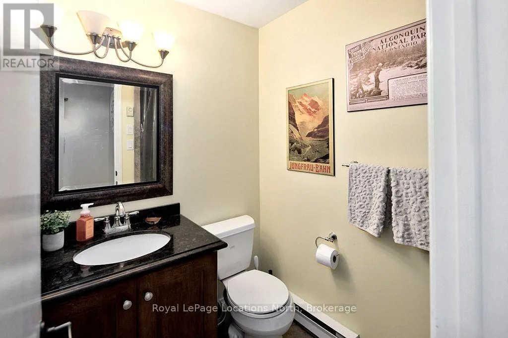 44 - 127 ALFRED STREET W #44