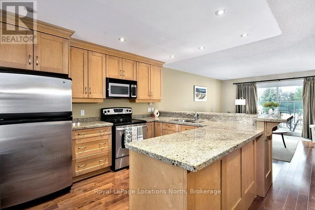 44 - 127 ALFRED STREET W #44