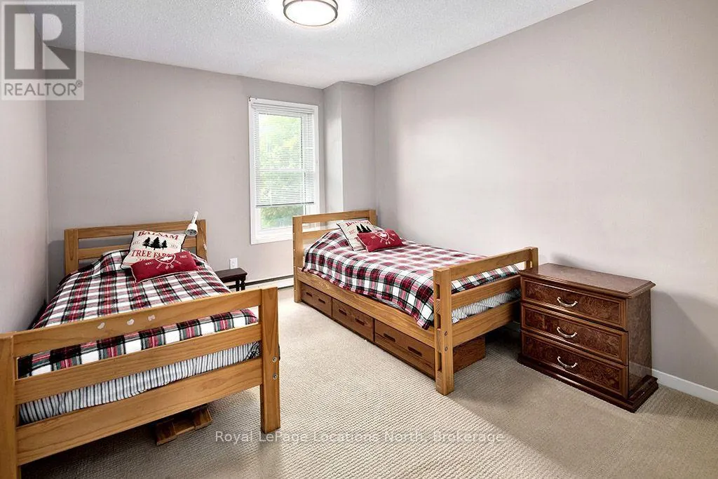 44 - 127 ALFRED STREET W #44
