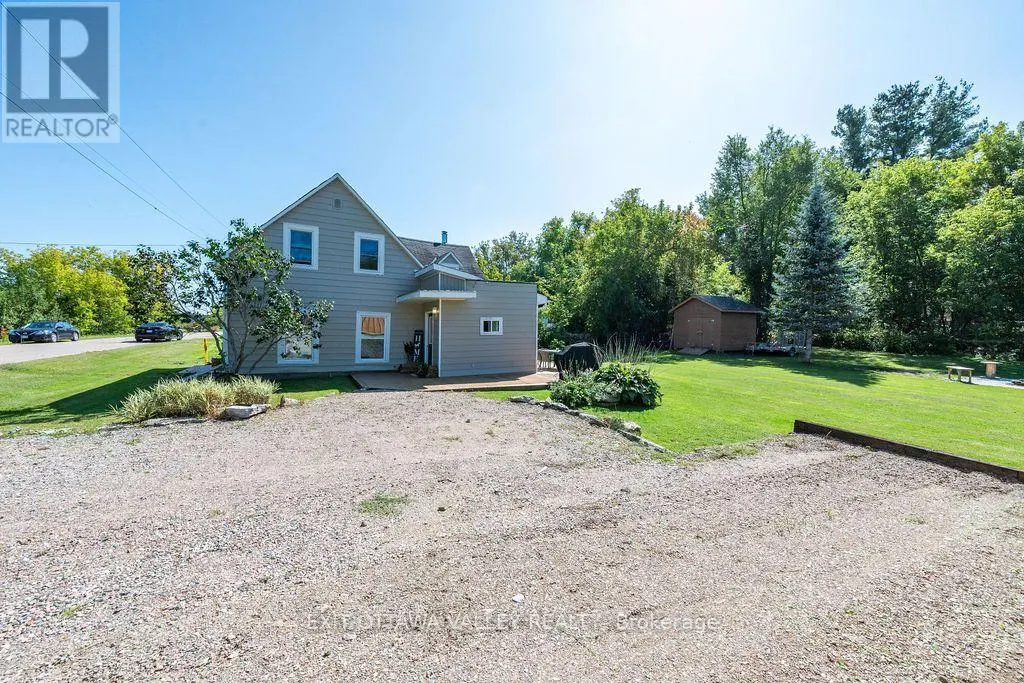 733 CALVIN ROAD
