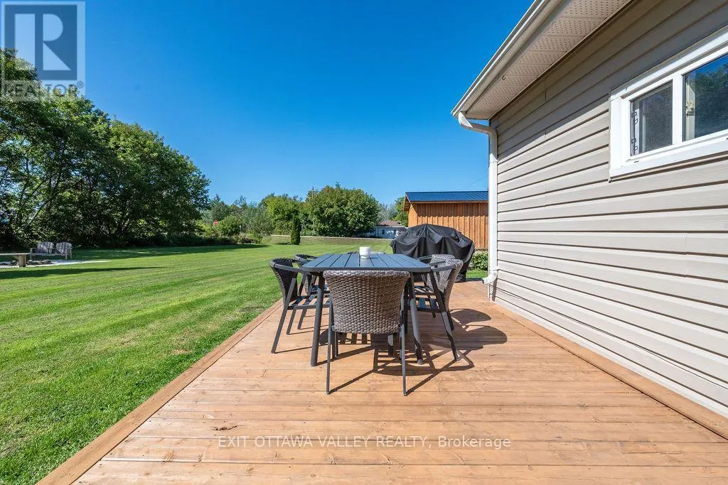 733 CALVIN ROAD