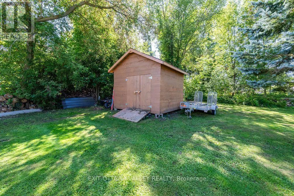 733 CALVIN ROAD