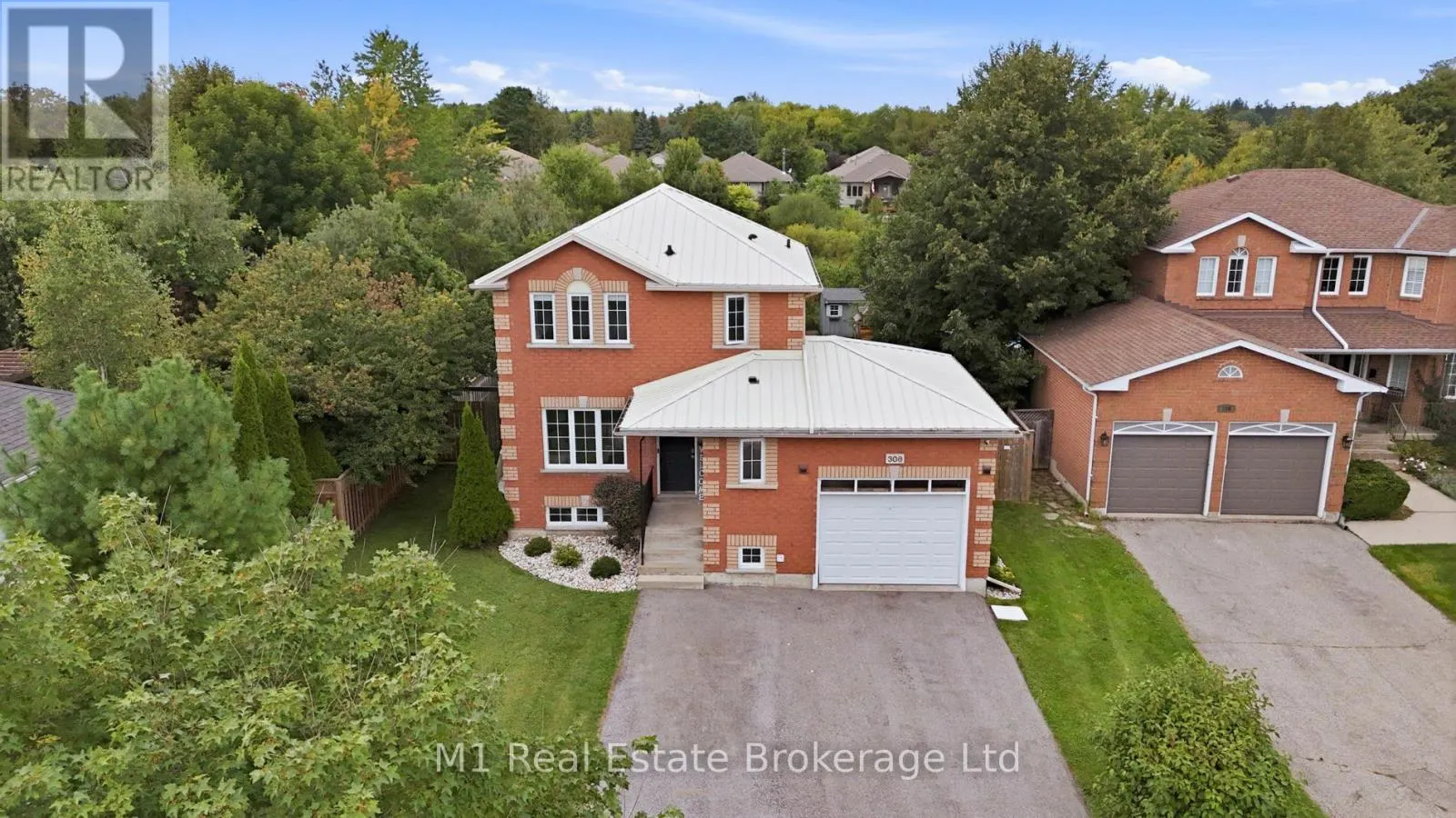 308 DANIEL CRESCENT
