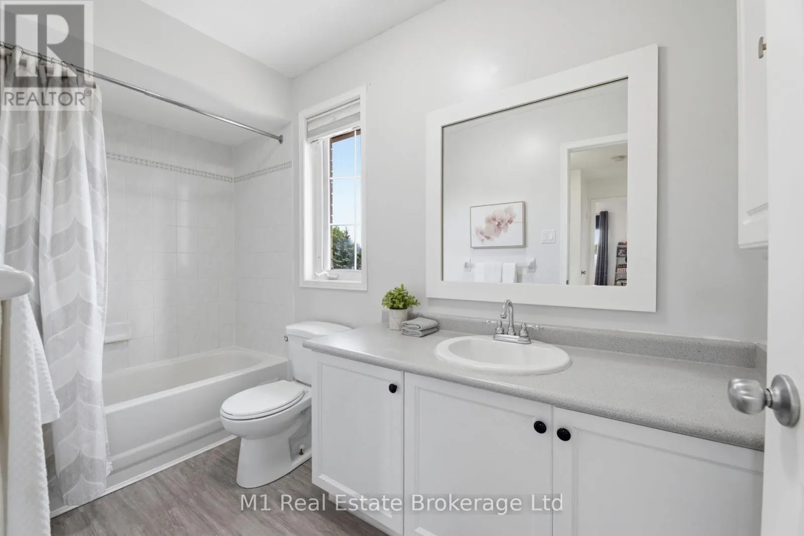 308 DANIEL CRESCENT