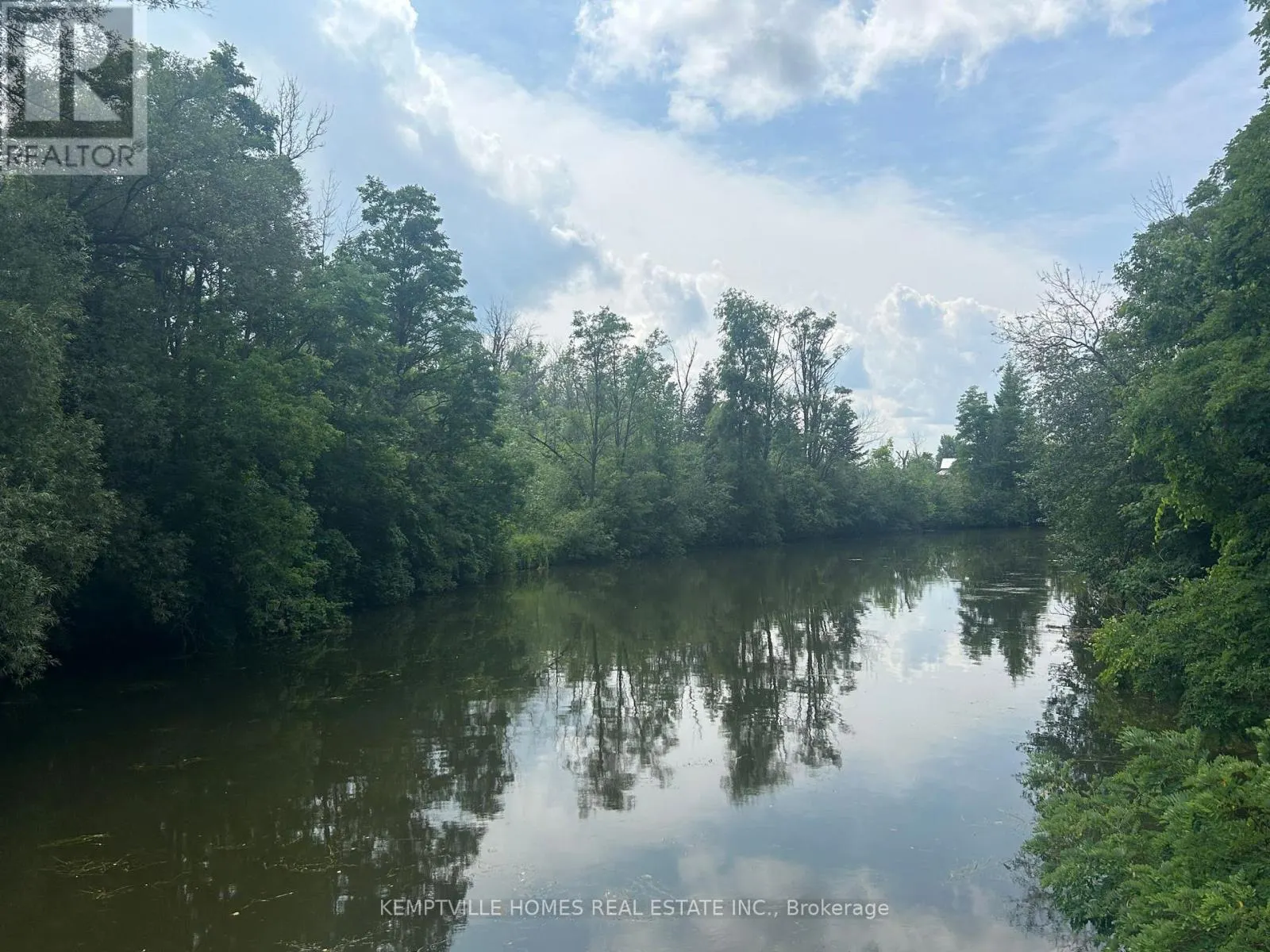 472 RIVER ROAD