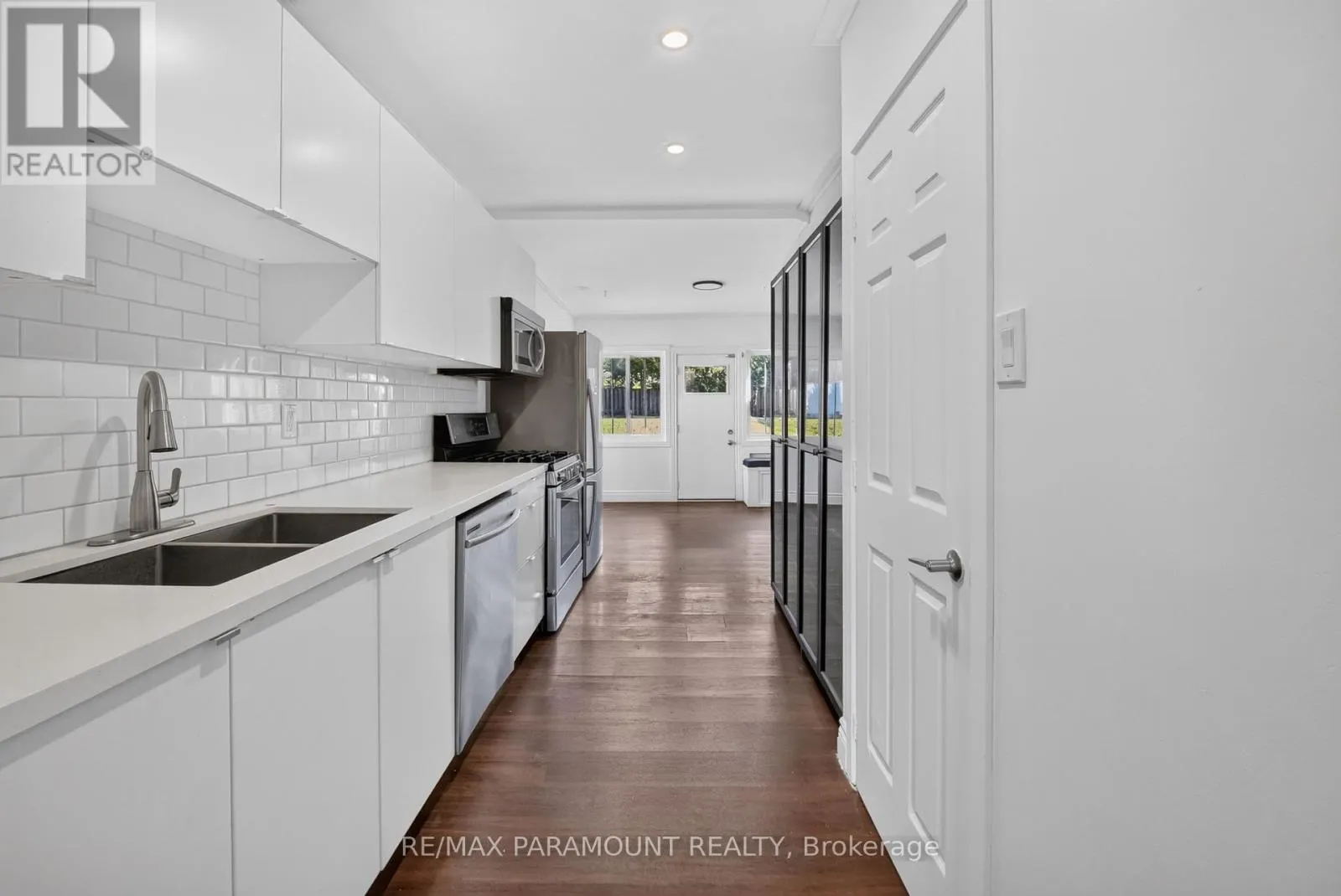 83 CONCESSION STREET