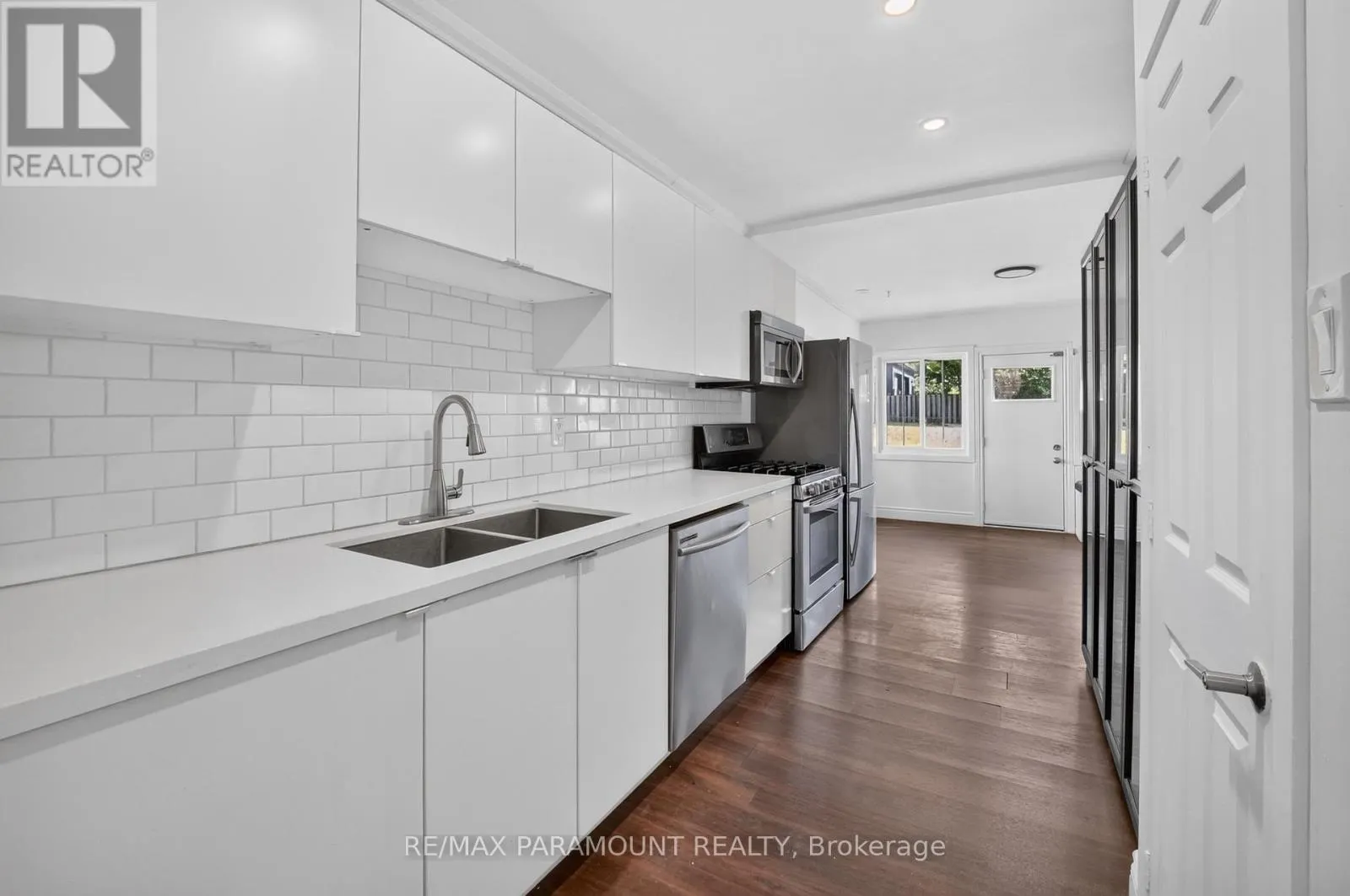 83 CONCESSION STREET