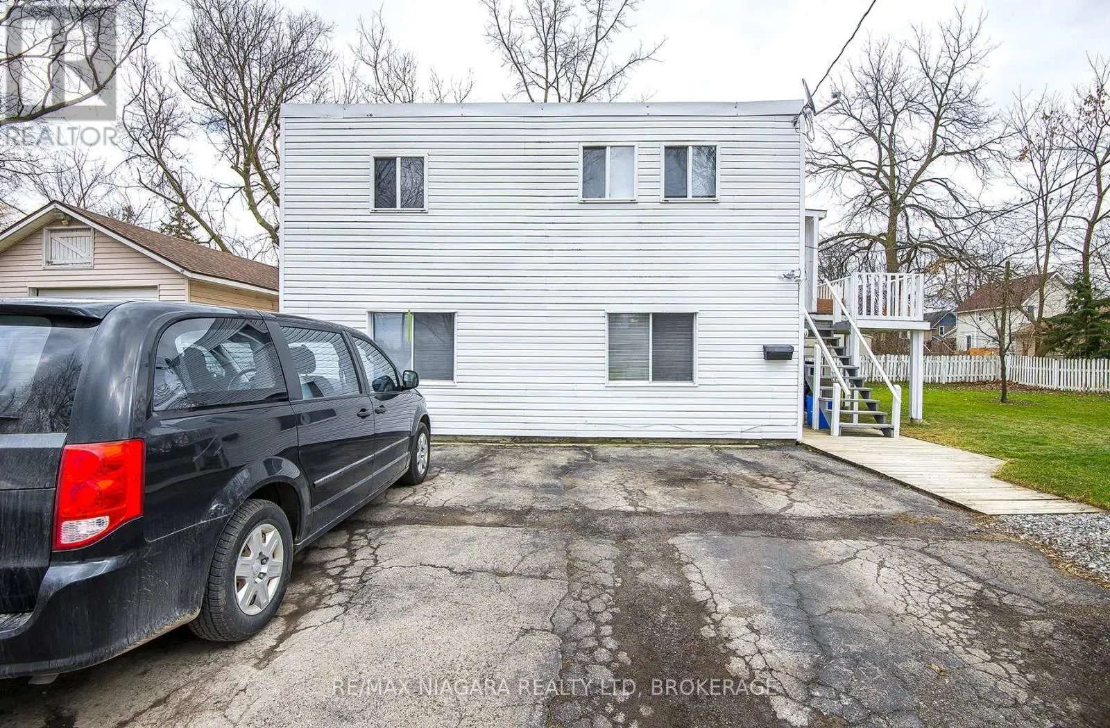 255 MELLANBY AVENUE