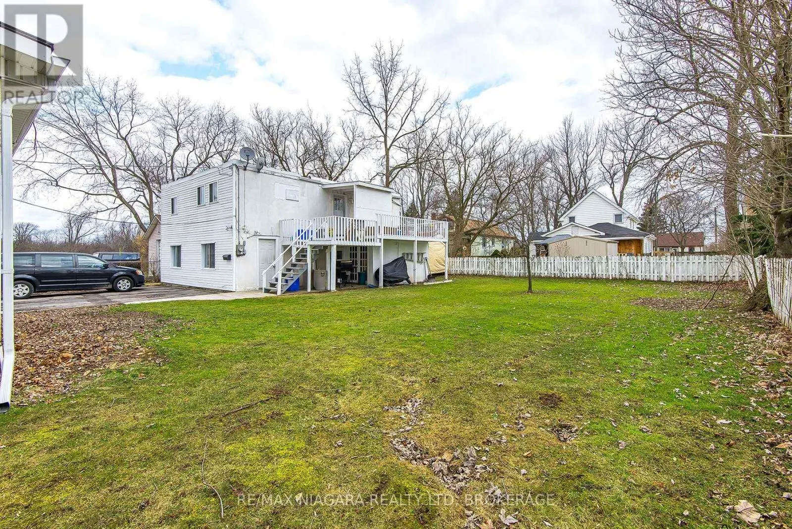 255 MELLANBY AVENUE