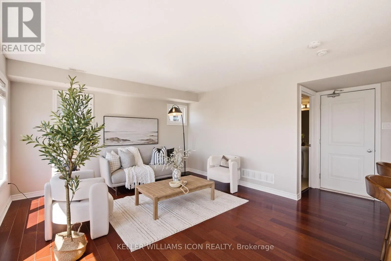 528 CLEARBROOK DRIVE