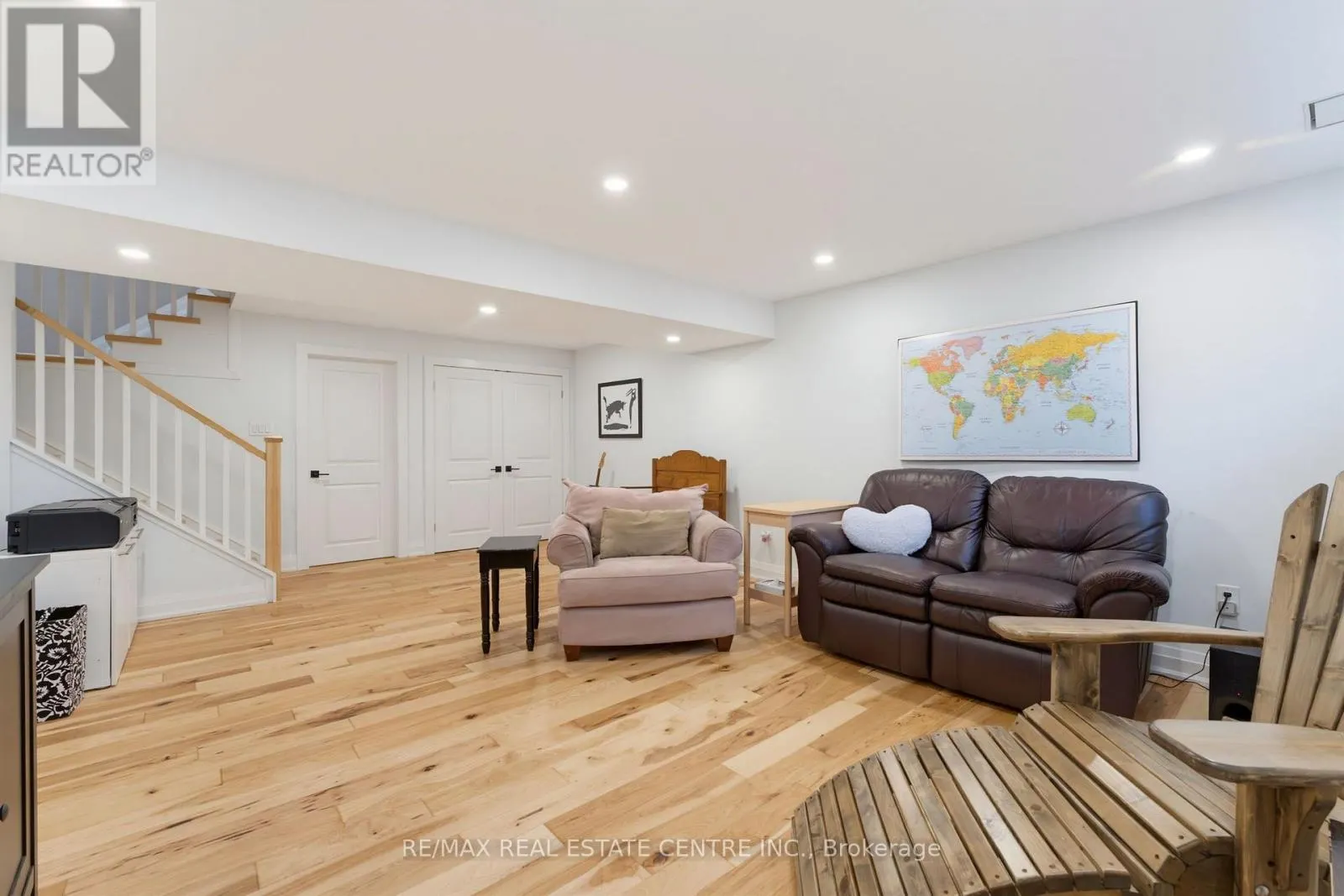 15 FIRST STREET S