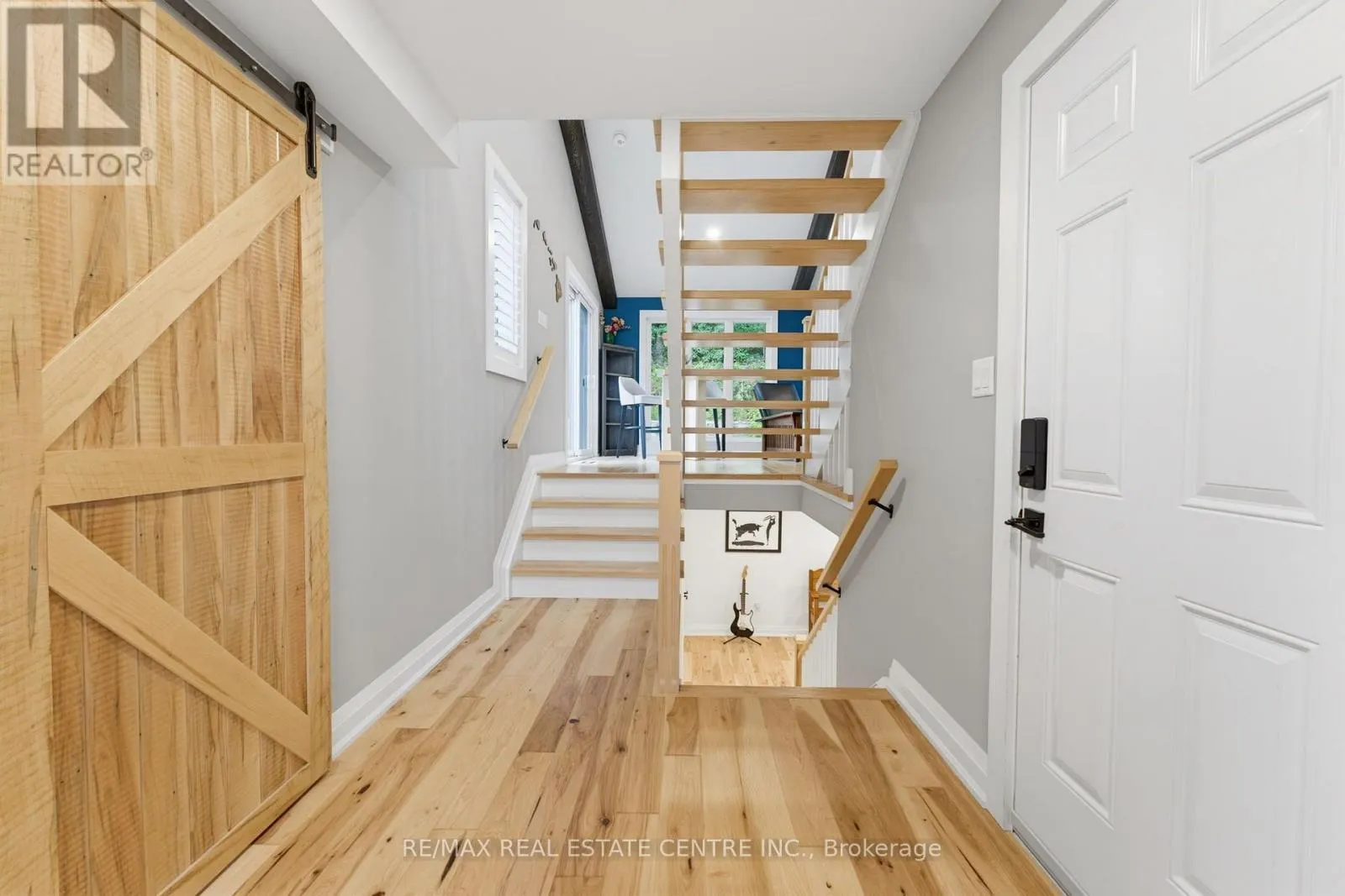 15 FIRST STREET S
