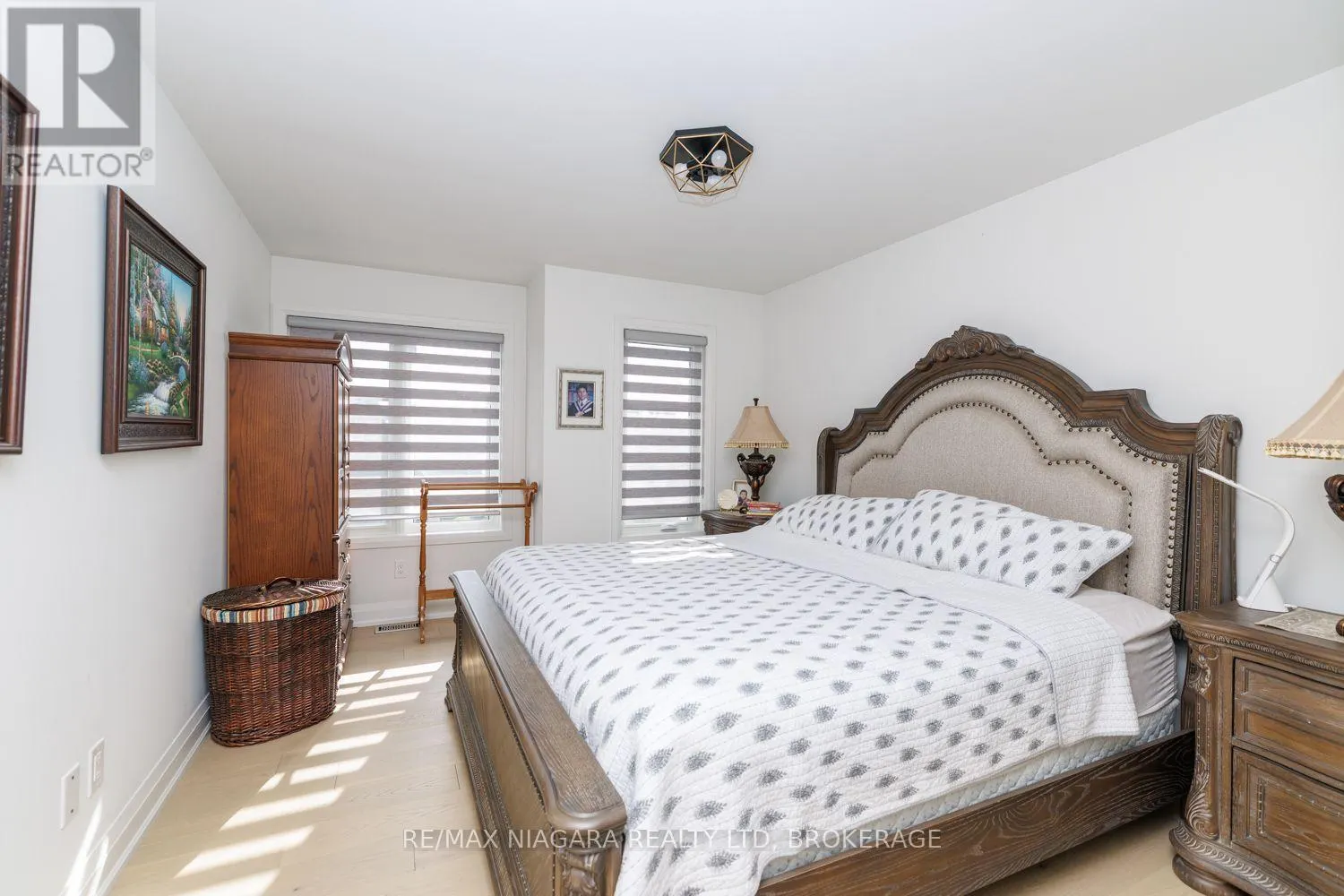 3603 CANFIELD CRESCENT