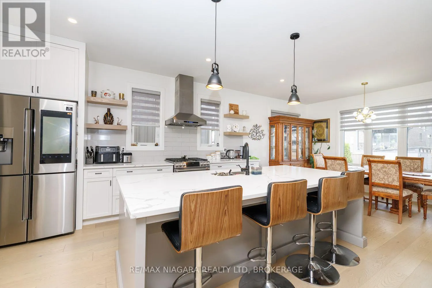 3603 CANFIELD CRESCENT