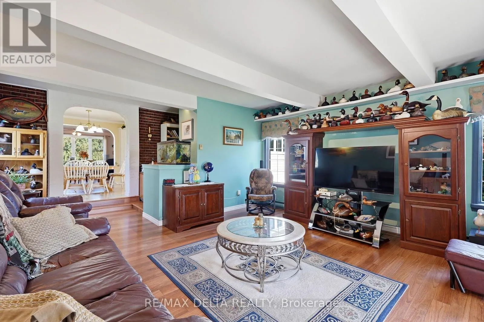 583 THERIAULT STREET