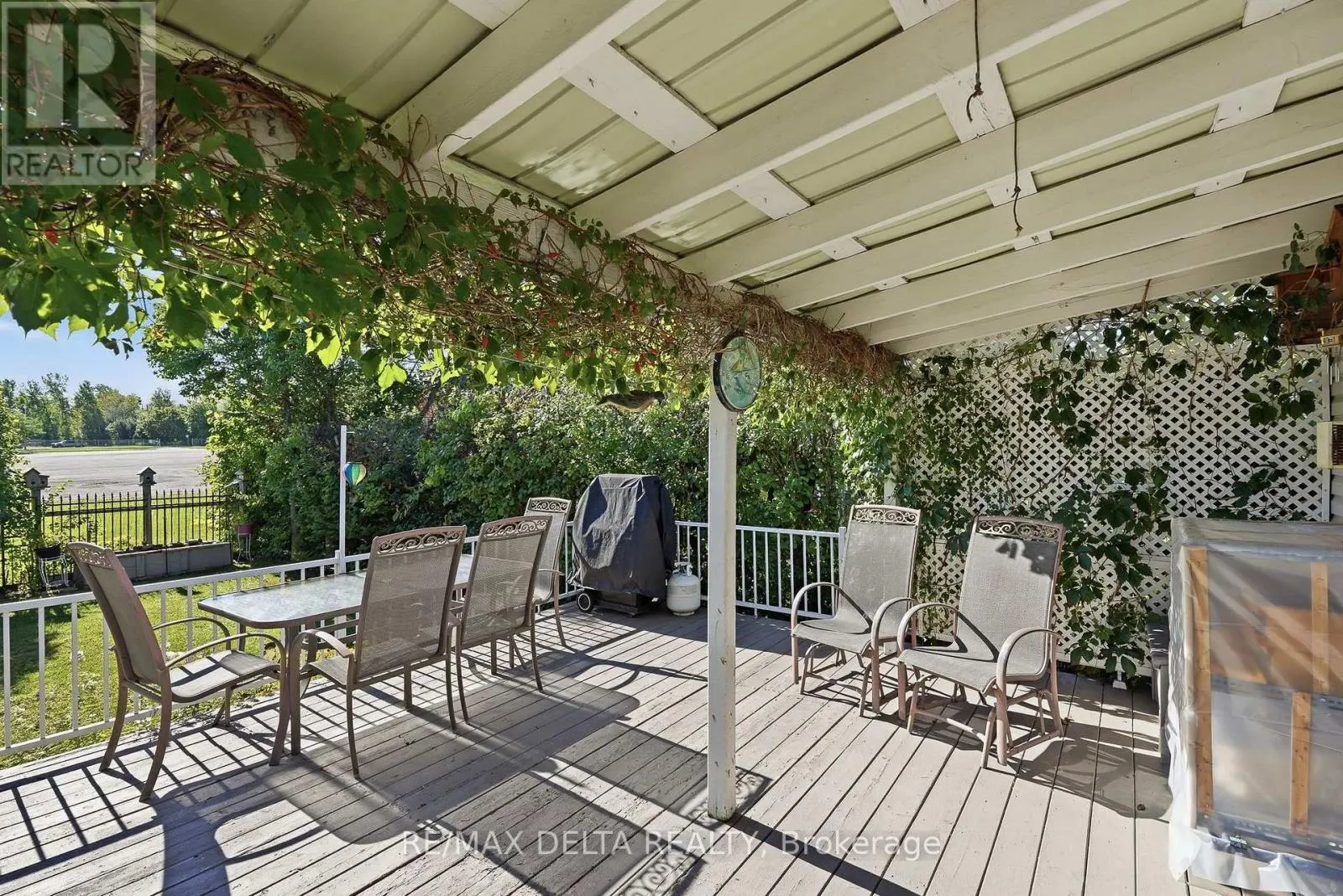 583 THERIAULT STREET