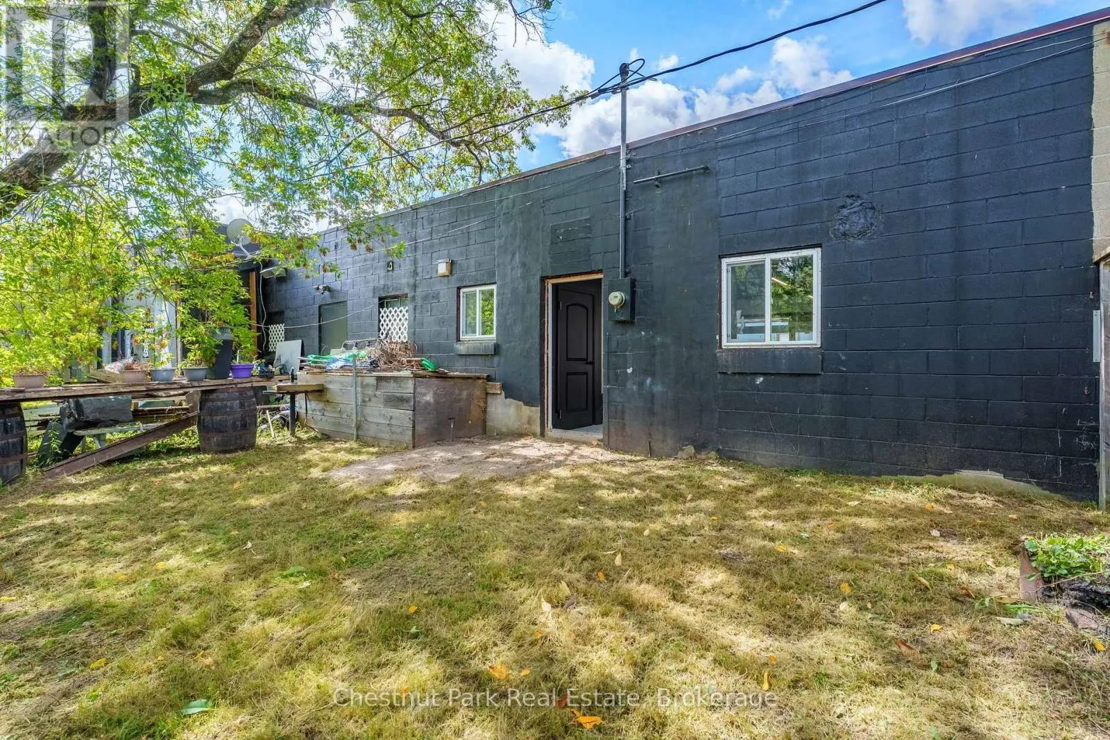318 ONTARIO STREET