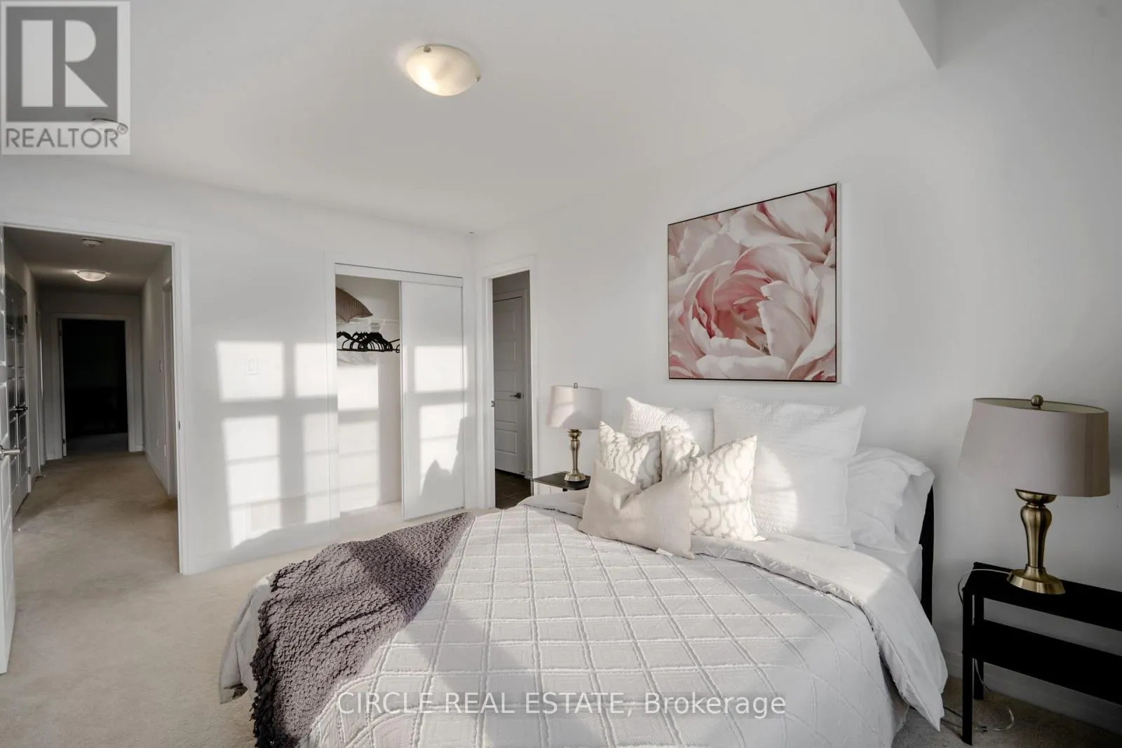 30 HERITAGE WAY