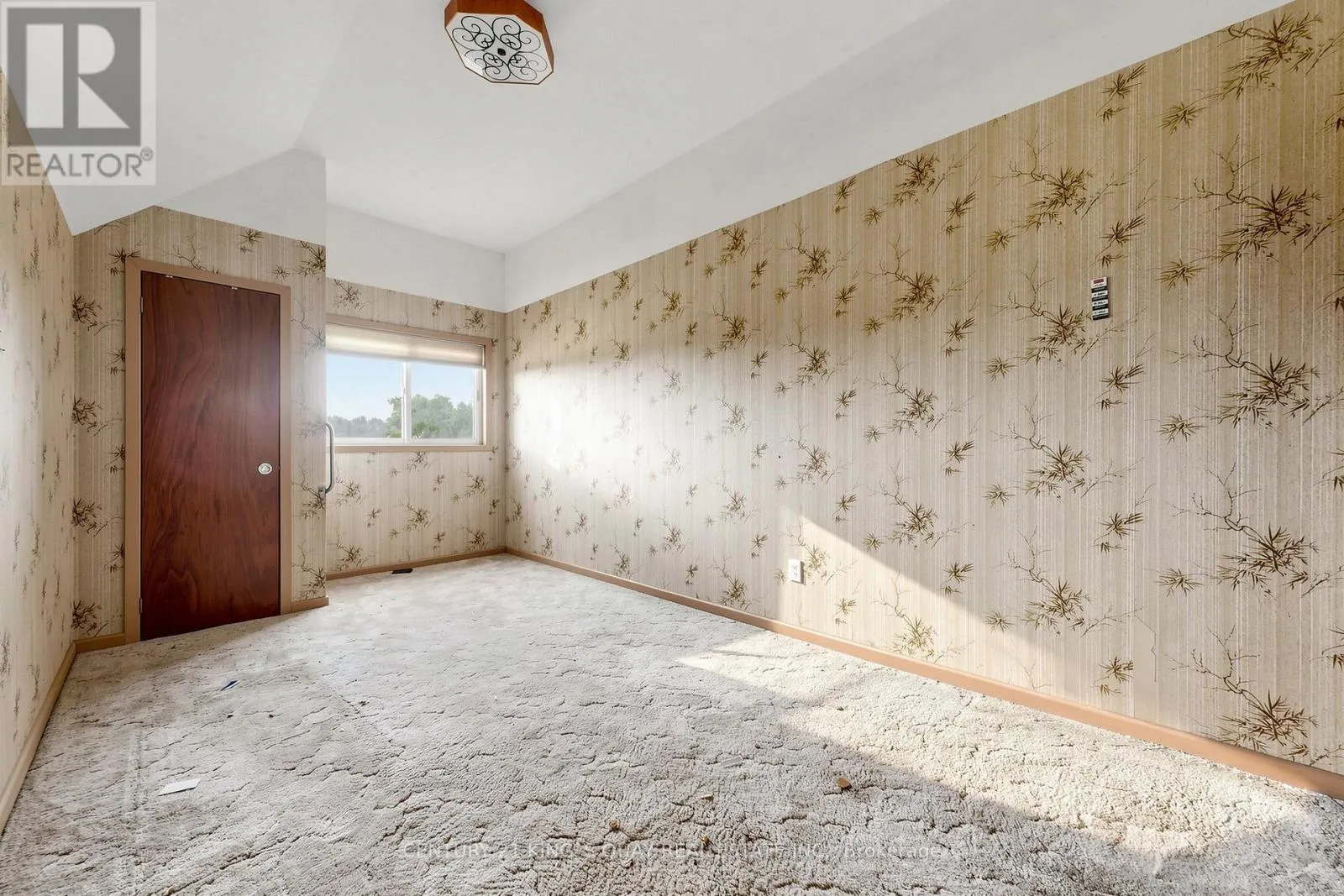 296 DARLING ROAD