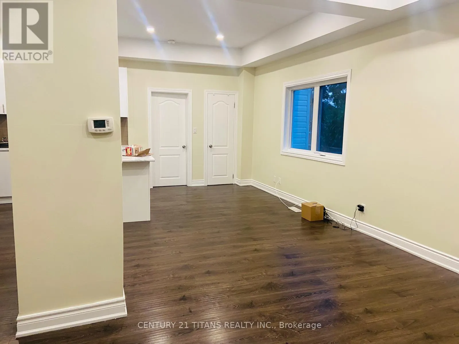 5 POPLAR STREET