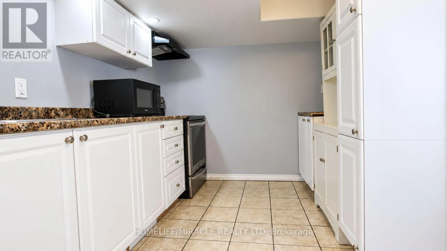 18 CLEARVIEW DRIVE