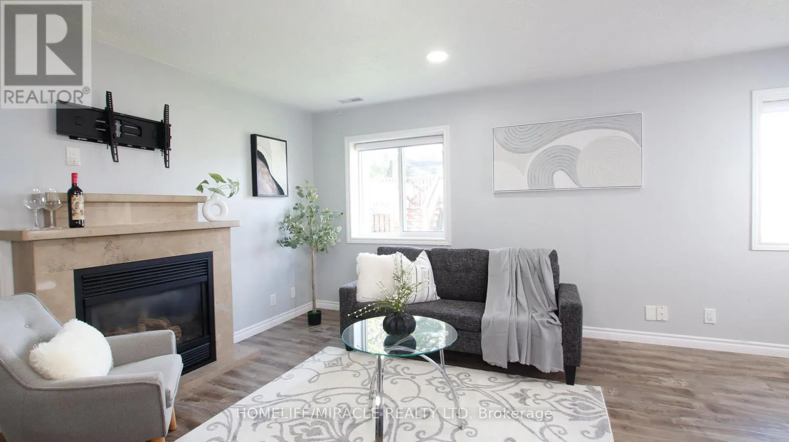 18 CLEARVIEW DRIVE