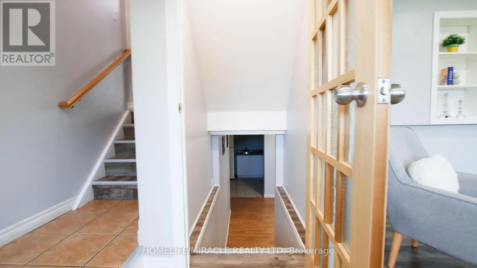 18 CLEARVIEW DRIVE