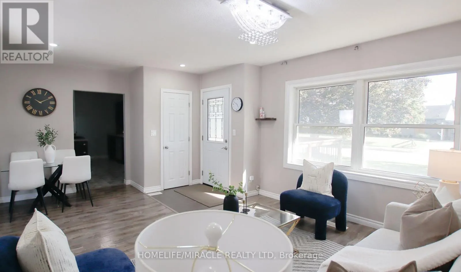 18 CLEARVIEW DRIVE