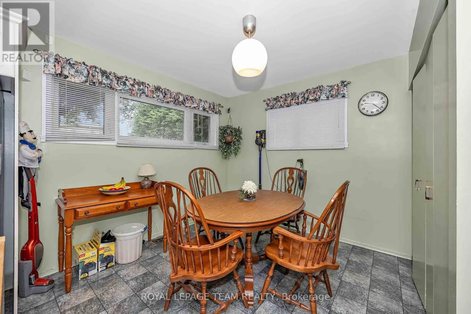 1174 BONNIE CRESCENT