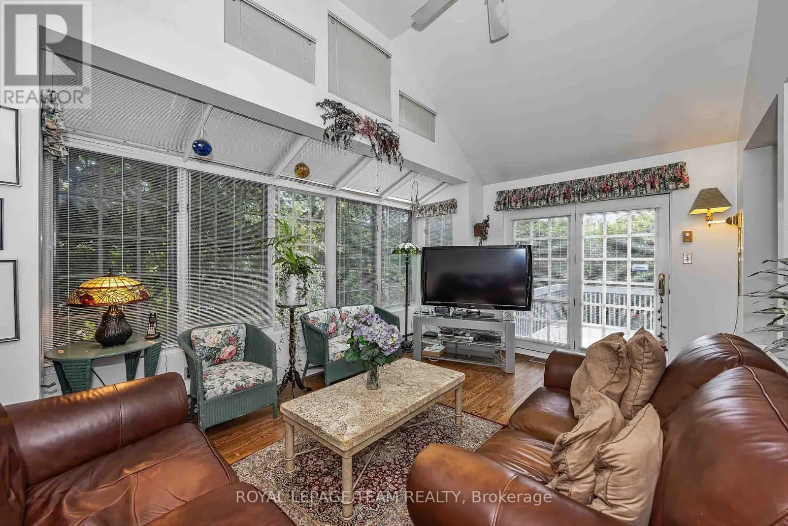 1174 BONNIE CRESCENT