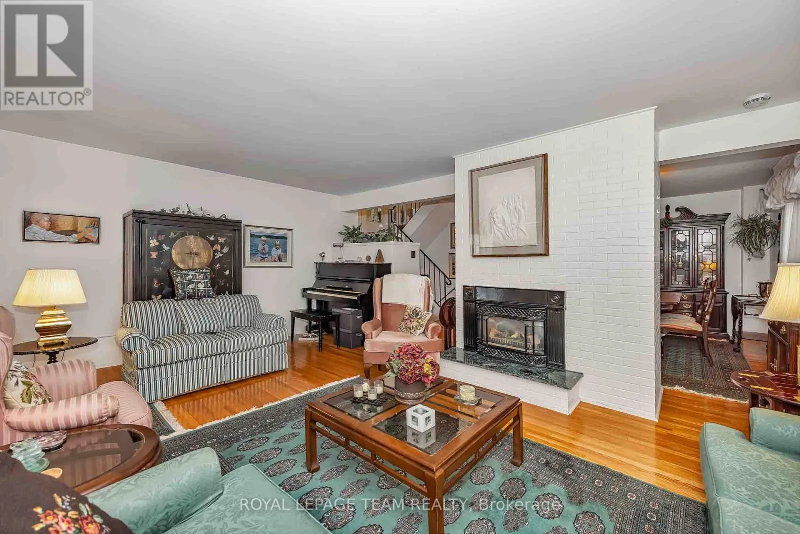 1174 BONNIE CRESCENT