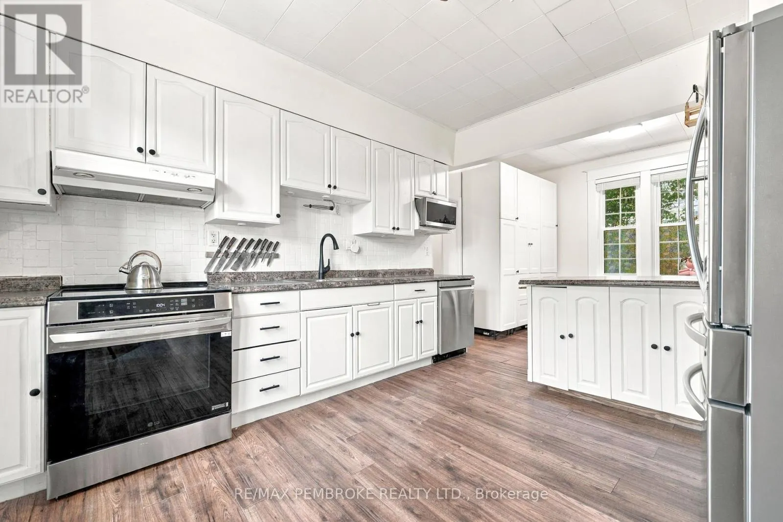 296 FIRST AVENUE N